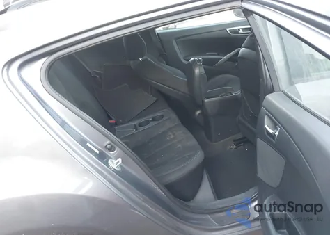 2013 Hyundai Veloster Base W/Black z USA, uszkodzony, nr VIN KMHTC6AD7DU117545